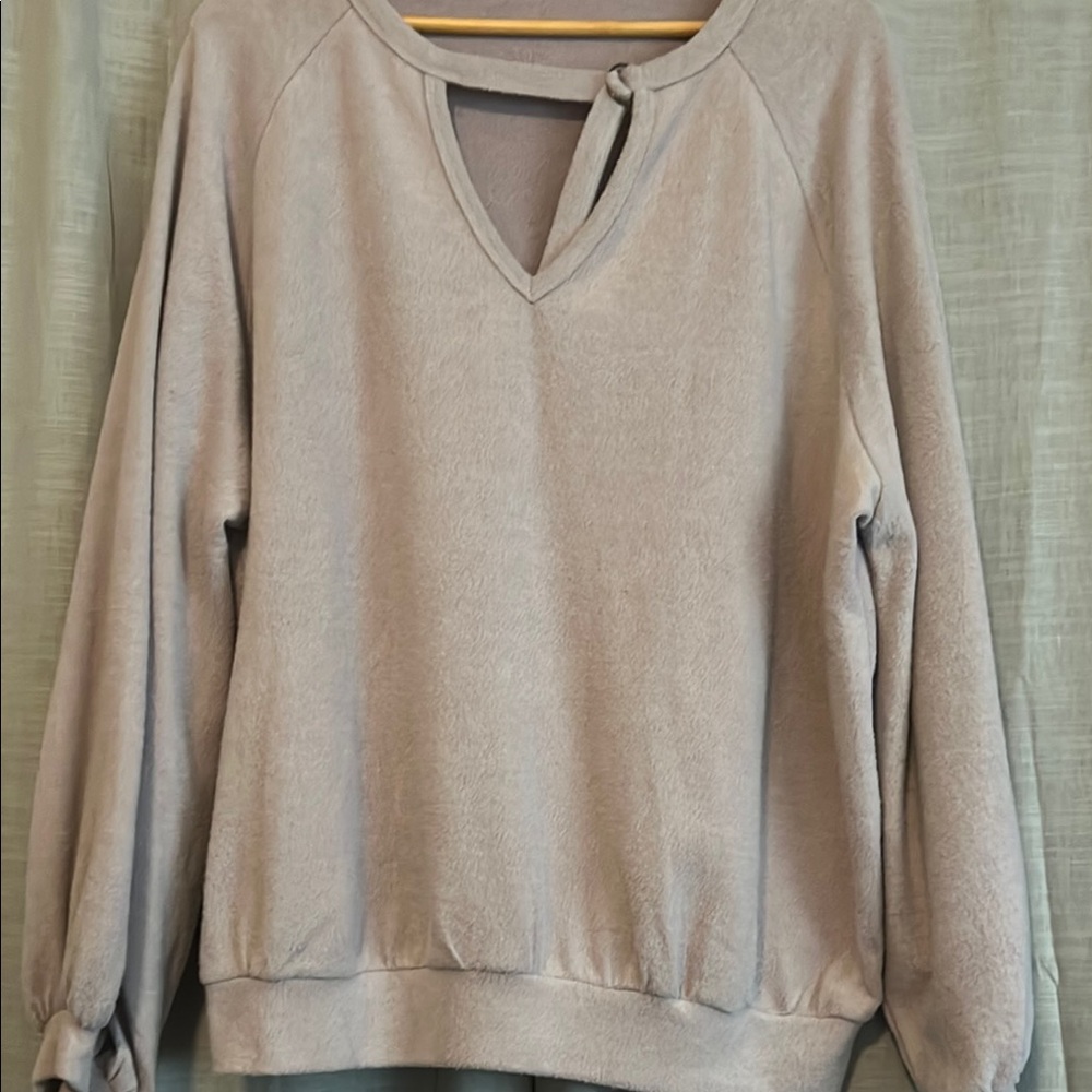 Women's Cream Top